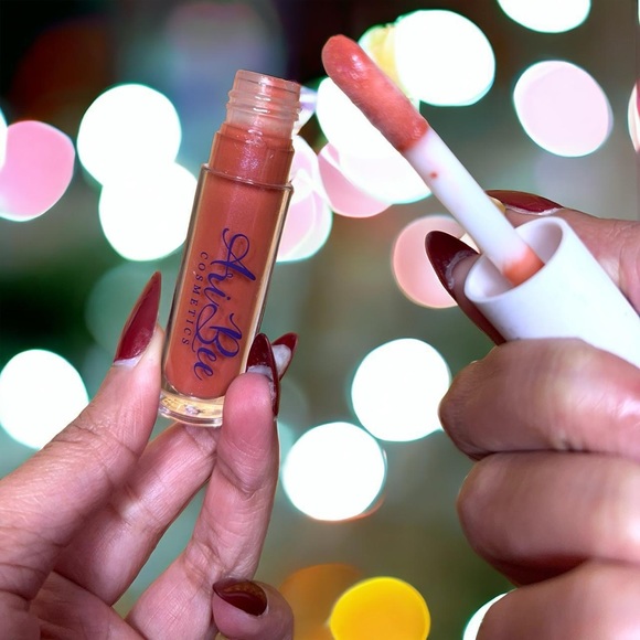 Ari bee cosmetics - Picture 2 of 3